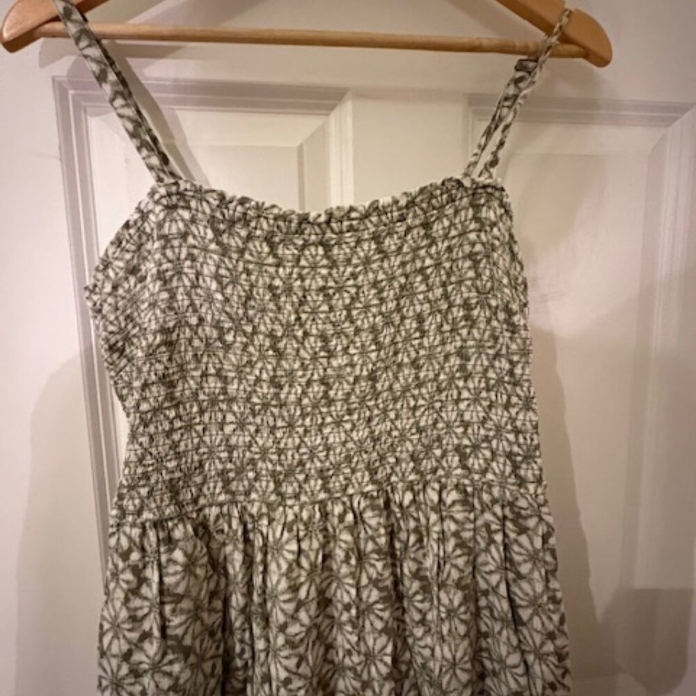 lightweight, breezy sundress - Picture 2 of 2